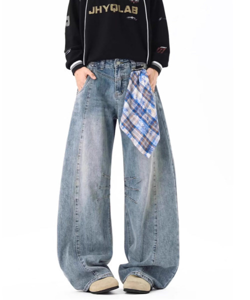 neos(ネオス)の「【neos】カーブデニムパンツ メンズ レディース バレルデニム ワイドパンツ ルーズ ジーンズ バンダナ付き 韓国ファッション ストリート(デニムパンツ・レディース・ブルー/ブラック・SMALL/LARGE/MEDIUM)」の16枚目の写真