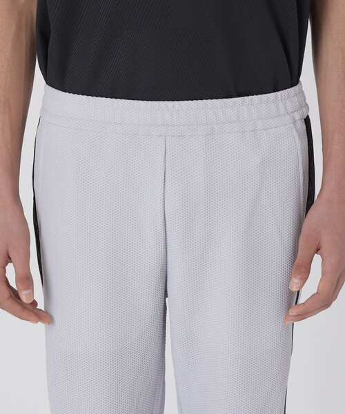 BLACK LABEL CRESTBRIDGE（ブラックレーベル・クレストブリッジ）の「【BLACK lab.】ブリーズメッシュトラックパンツ（その他パンツ・メンズ・ブラック/ライトグレー・XL/M/L/S）」の12枚目の写真