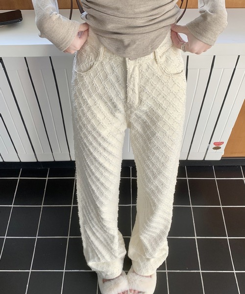shyam inspiration(シャムインスピレーション)の「ジャガードワイドストレートデニムパンツ(デニムパンツ・レディース・ホワイト・L/M)」の6枚目の写真