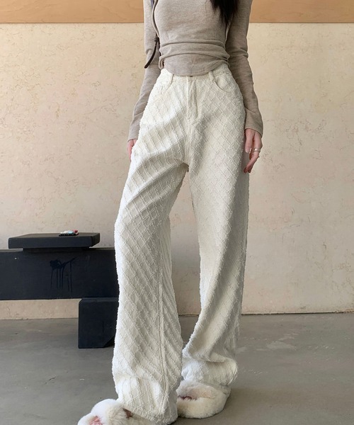 shyam inspiration(シャムインスピレーション)の「ジャガードワイドストレートデニムパンツ(デニムパンツ・レディース・ホワイト・L/M)」の18枚目の写真