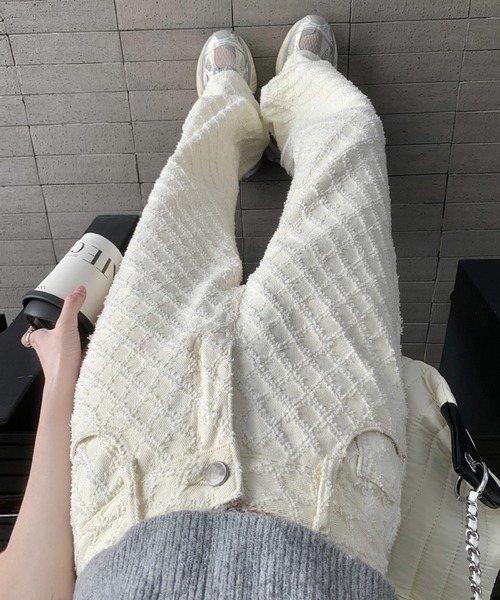 shyam inspiration(シャムインスピレーション)の「ジャガードワイドストレートデニムパンツ(デニムパンツ・レディース・ホワイト・L/M)」の14枚目の写真