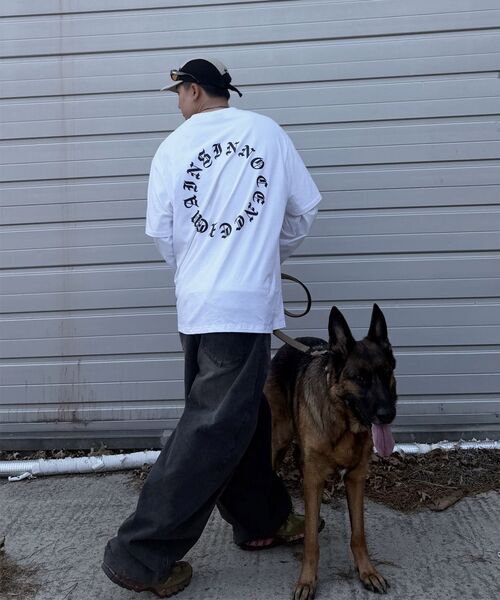 ELIMENO(エリメノ)の「ELリマイン半袖Tシャツ4カラー(Tシャツ/カットソー・メンズ・ホワイト/ライトグレー/チャコール/ブラック・4/5/6/1/2/3)」の8枚目の写真
