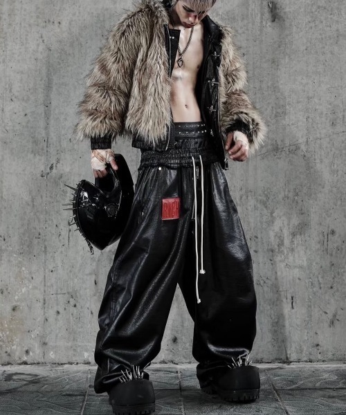 RICH(リッチ)の「【RICH】Wide Leg Boxing Pant / 【リッチ】レイヤードコーティングワイドパンツ<着用動画あり>(その他パンツ・メンズ・ブラック・02/01)」の8枚目の写真