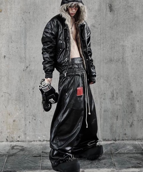RICH(リッチ)の「【RICH】Wide Leg Boxing Pant / 【リッチ】レイヤードコーティングワイドパンツ<着用動画あり>(その他パンツ・メンズ・ブラック・02/01)」の9枚目の写真