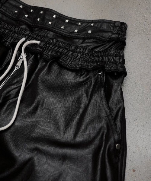 RICH(リッチ)の「【RICH】Wide Leg Boxing Pant / 【リッチ】レイヤードコーティングワイドパンツ<着用動画あり>(その他パンツ・メンズ・ブラック・02/01)」の16枚目の写真