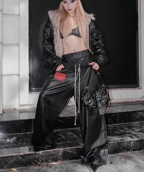 RICH(リッチ)の「【RICH】Wide Leg Boxing Pant / 【リッチ】レイヤードコーティングワイドパンツ<着用動画あり>(その他パンツ・メンズ・ブラック・02/01)」の12枚目の写真