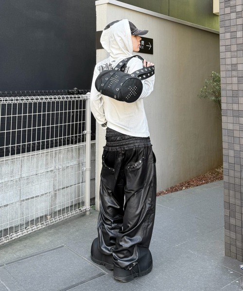 RICH(リッチ)の「【RICH】Wide Leg Boxing Pant / 【リッチ】レイヤードコーティングワイドパンツ<着用動画あり>(その他パンツ・メンズ・ブラック・02/01)」の21枚目の写真