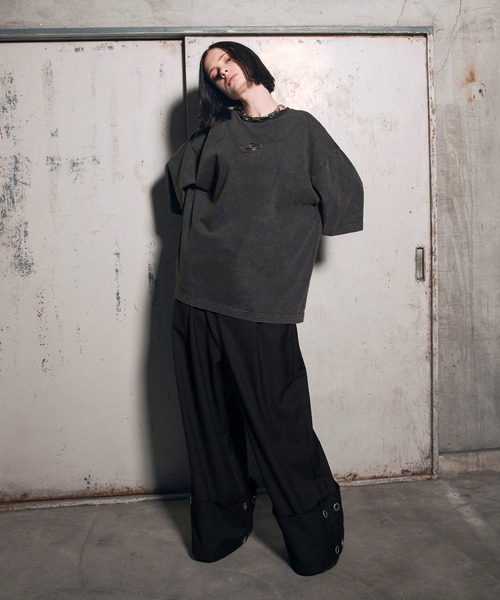 ERAR(エラー)の「【ERAR】ヴィンテージライクオーバーサイズメタルプレートTシャツ(Tシャツ/カットソー・メンズ・ブラック/ホワイト/ブラック系・L/M/XL/S)」の8枚目の写真