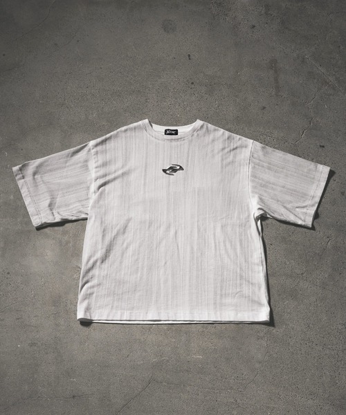 ERAR(エラー)の「【ERAR】ヴィンテージライクオーバーサイズメタルプレートTシャツ(Tシャツ/カットソー・メンズ・ブラック/ホワイト/ブラック系・L/M/XL/S)」の16枚目の写真