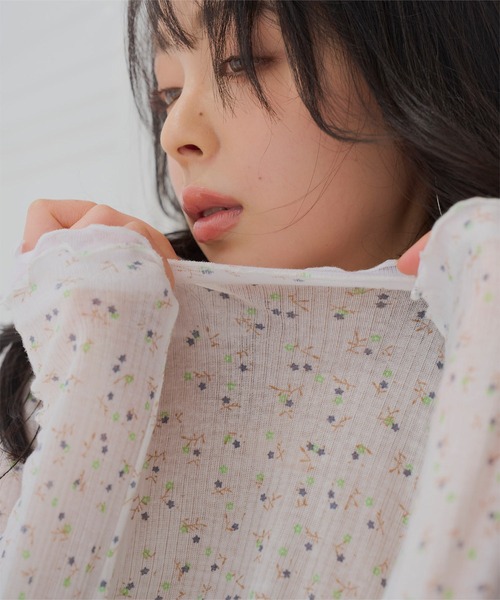 KOBE LETTUCE(コウベレタス)の「フリルドッキング花柄シアーロンT(Tシャツ/カットソー・レディース・ブルー/ホワイト/ネイビー・M)」の5枚目の写真
