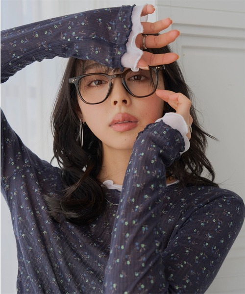 KOBE LETTUCE(コウベレタス)の「フリルドッキング花柄シアーロンT(Tシャツ/カットソー・レディース・ブルー/ホワイト/ネイビー・M)」の6枚目の写真