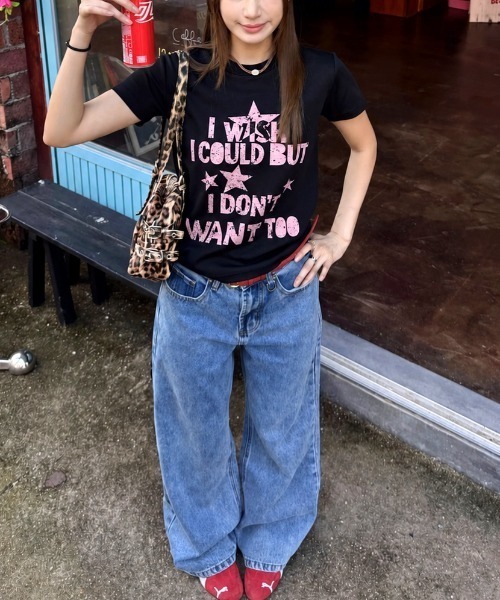 SHEENA(シーナ)の「グランジロゴコンパクトフィットTシャツ(Tシャツ/カットソー・レディース・ホワイト/ブラック・M)」の21枚目の写真