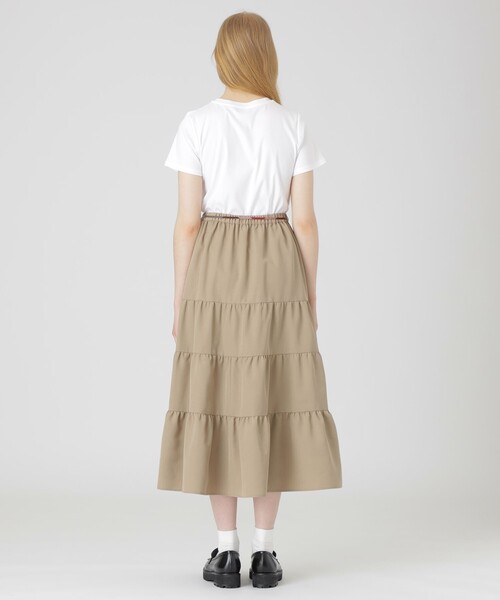 BLUE LABEL CRESTBRIDGE(ブルーレーベルクレストブリッジ)の「【一部店舗限定】エアロツイルティアードスカート(スカート・レディース・ベージュ/ダークネイビー・38/36)」の12枚目の写真