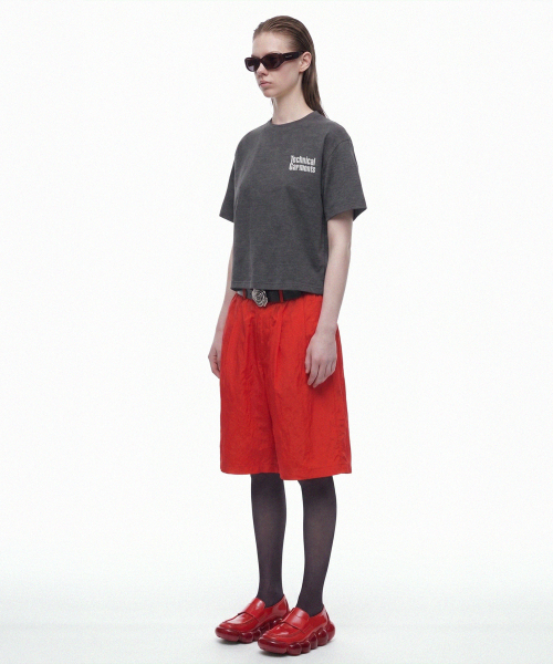 PRINOAR(プリノア)の「テクニカルセミクロップ半袖Tシャツ - チャコール(Tシャツ/カットソー・レディース・チャコール・SMALL/MEDIUM/LARGE)」の3枚目の写真