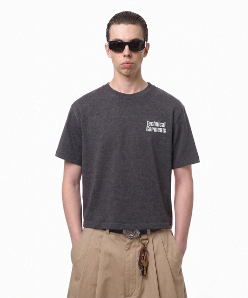 PRINOAR(プリノア)の「テクニカルセミクロップ半袖Tシャツ - チャコール(Tシャツ/カットソー・レディース・チャコール・SMALL/MEDIUM/LARGE)」の5枚目の写真