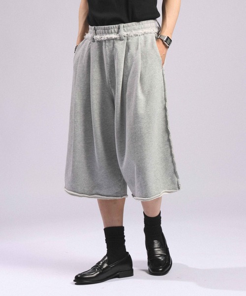 RAGEBLUE（レイジブルー）の「Double Tuck Sweat Cut Off Half Pants/2タック/スウェットカットオフハーフパンツ（スウェットパンツ・メンズ・ブラック/ライトグレー・FREE）」の9枚目の写真