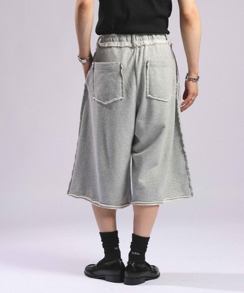 RAGEBLUE（レイジブルー）の「Double Tuck Sweat Cut Off Half Pants/2タック/スウェットカットオフハーフパンツ（スウェットパンツ・メンズ・ブラック/ライトグレー・FREE）」の10枚目の写真
