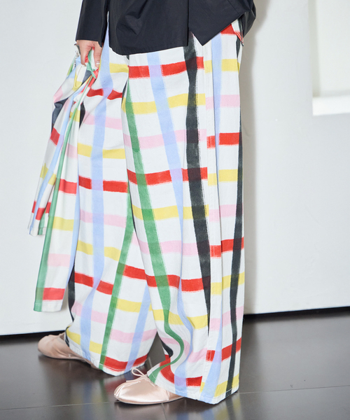 CITYSHOP(シティーショップ)の「SIXXTA RAINBOW CONFETTI:パンツ(その他パンツ・レディース・ホワイト系その他・4/6)」の8枚目の写真