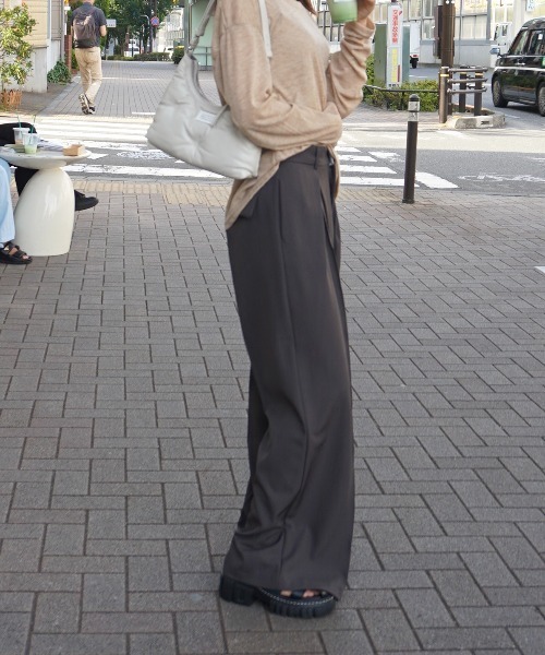 Alt due(オルトデュー)の「【Alt due/オルト デュー】クロスボックスワイドパンツ(その他パンツ・レディース・ブラック/グレー・SMALL/MEDIUM)」の5枚目の写真