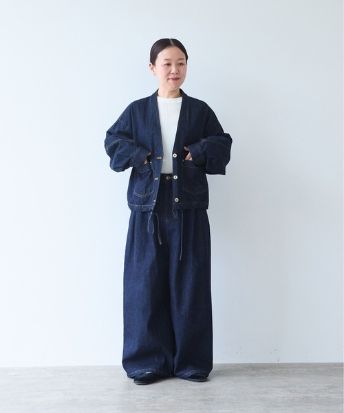 yuni（ユニ　）の「Cotton 11oz denim no collar cocoon blouson（デニムジャケット・レディース・ネイビー・FREE）」の14枚目の写真