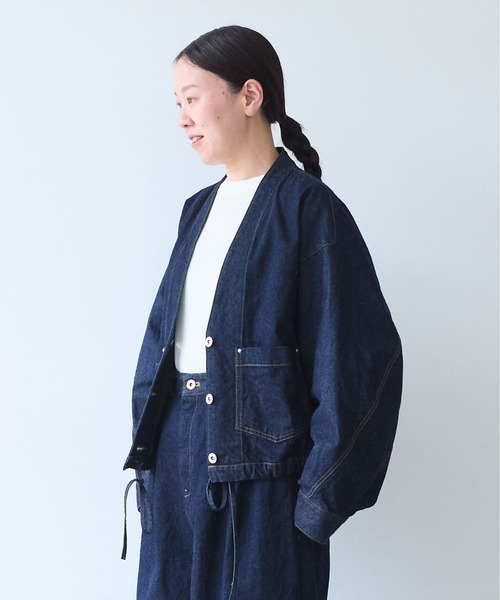 yuni（ユニ　）の「Cotton 11oz denim no collar cocoon blouson（デニムジャケット・レディース・ネイビー・FREE）」の18枚目の写真