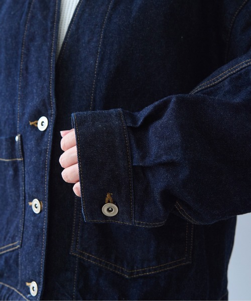 yuni（ユニ　）の「Cotton 11oz denim no collar cocoon blouson（デニムジャケット・レディース・ネイビー・FREE）」の9枚目の写真