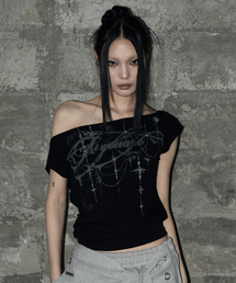 キッチドールマンオフショルダーTシャツブラック
