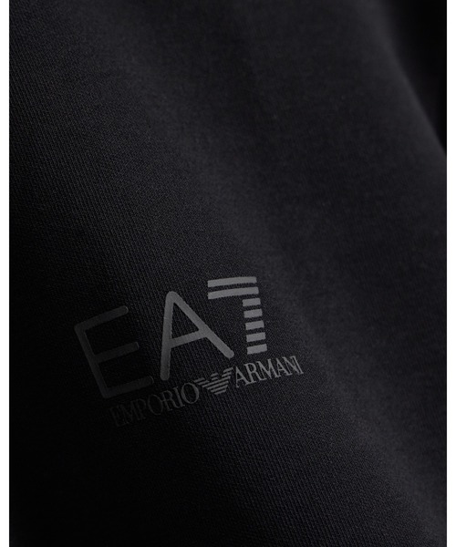 EMPORIO ARMANI EA7（エンポリオアルマーニイーエーセブン）の「<オンライン限定>【エンポリオ アルマーニ EA7】ウィメンズ レギュラーフィット スウェット  Logo Series（スウェット・レディース・ブラック・LARGE/SMALL/MEDIUM）」の3枚目の写真
