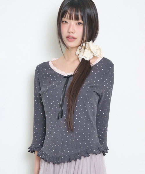 ILLIGO(イリゴ)の「ドットレースTシャツチャコール(Tシャツ/カットソー・レディース・その他・OS)」の2枚目の写真