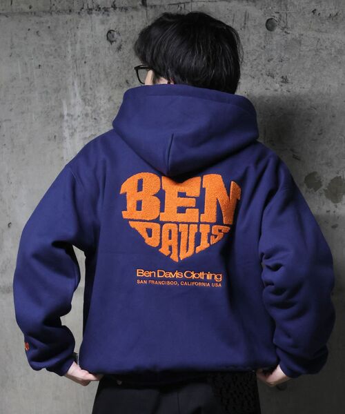 BEN DAVIS(ベンデイビス)の「【BEN DAVIS(ベンデイビス)】HEART CHENILLE ZIP HOODIE / ジップフーディ サガラ刺繍 ハートロゴ 裏起毛 フロント刺繍 カラフル ユニセックス(パーカー・メンズ・グレー/ブラック/ピンク/ネイビー・MEDIUM/X-LARGE/LARGE)」の1枚目の写真