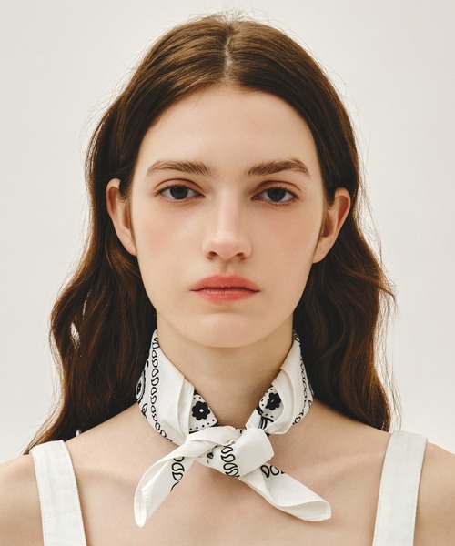 セール】CLASSIC LOGO BANDANA SCARF（ストール/ショール）｜MARITHE +