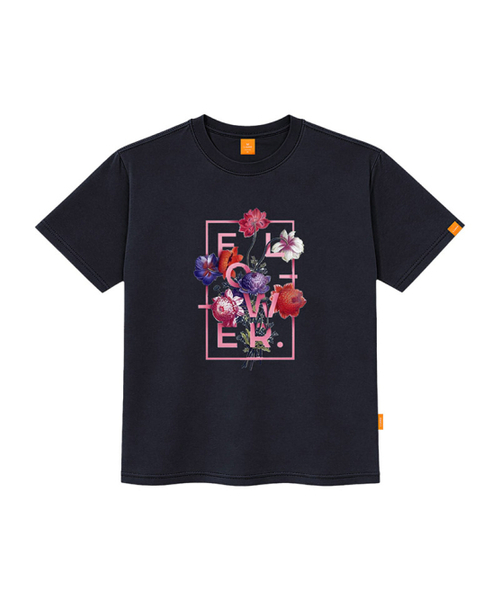 LLAMO(エラモ)の「スクエアフラワー半袖Tシャツ 男女共用 ビッグサイズ S 4XL(Tシャツ/カットソー・レディース・チャコールグレー/カーキ/ブラック/ホワイト/ネイビー・SMALL/X-LARGE/4XL/3XL/LARGE/MEDIUM/2XL)」の6枚目の写真