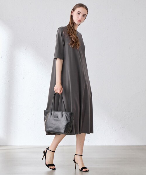 MACKINTOSH LONDON(マッキントッシュ ロンドン)の「【The Essential Collection】プレーティング天竺ワンピース(ワンピース・レディース・パープル系その他4/チャコールグレー・38)」の4枚目の写真