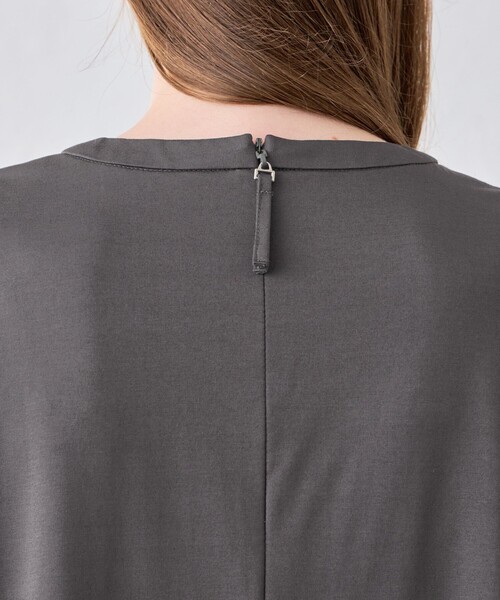 MACKINTOSH LONDON(マッキントッシュ ロンドン)の「【The Essential Collection】プレーティング天竺ワンピース(ワンピース・レディース・パープル系その他4/チャコールグレー・38)」の12枚目の写真