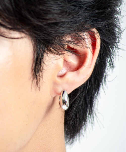 TOM WOOD（トムウッド）の「【TOMWOOD】ice hoop small アイスフープ シルバー ピアス　ユニセックス（ピアス（両耳用）・レディース・シルバー・FREE）」の8枚目の写真