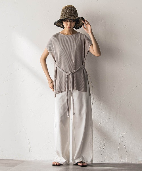 MAYSON GREY(メイソングレイ)の「【WEB限定】クリスタルプリーツパンツセットアップ(ワンピース・レディース・ブラック/ベージュ・M)」の14枚目の写真