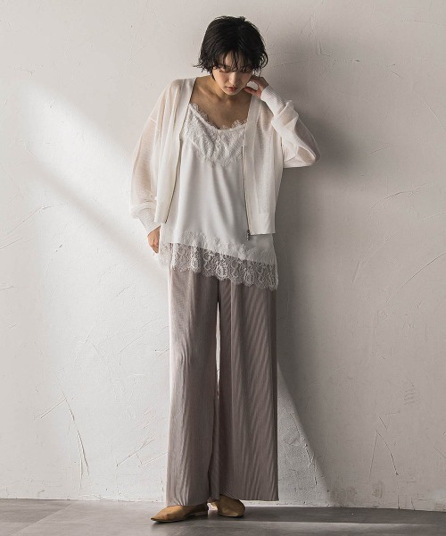 MAYSON GREY(メイソングレイ)の「【WEB限定】クリスタルプリーツパンツセットアップ(ワンピース・レディース・ブラック/ベージュ・M)」の19枚目の写真