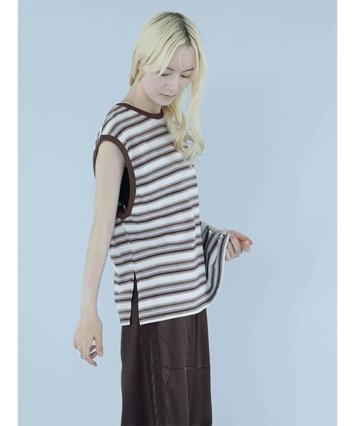 :ETHROF(イーサオブ)の「MULTI BORDER 2WAY PULLOVER(Tシャツ/カットソー・レディース・ベージュ系その他3/ライトブルー・FREE)」の11枚目の写真