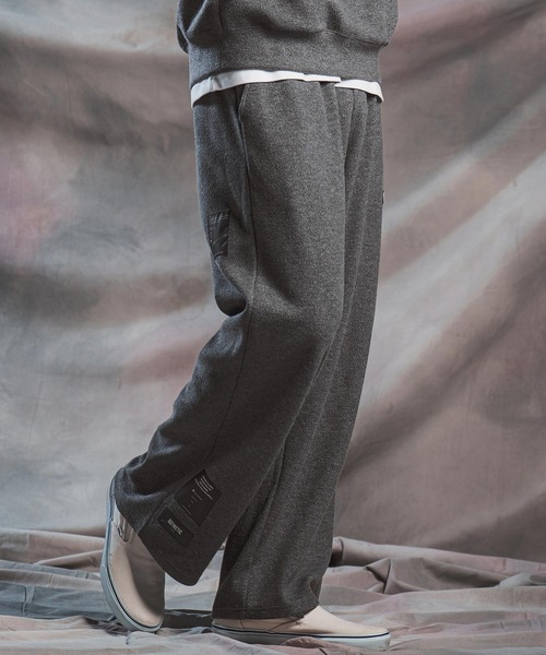 ANGENEHM(アンゲネーム)の「mp15293-Wool-Blend Bonded Baggy Pants バギーパンツ(AG07-011acg)(その他パンツ・メンズ・グレー/ブラック/ライトベージュ・S/M/L)」の1枚目の写真