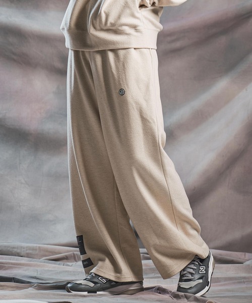 ANGENEHM(アンゲネーム)の「mp15293-Wool-Blend Bonded Baggy Pants バギーパンツ(AG07-011acg)(その他パンツ・メンズ・グレー/ブラック/ライトベージュ・S/M/L)」の18枚目の写真