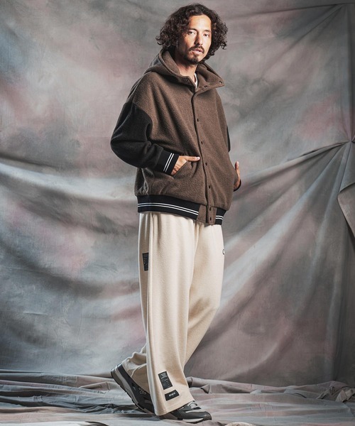 ANGENEHM(アンゲネーム)の「mp15293-Wool-Blend Bonded Baggy Pants バギーパンツ(AG07-011acg)(その他パンツ・メンズ・グレー/ブラック/ライトベージュ・S/M/L)」の9枚目の写真