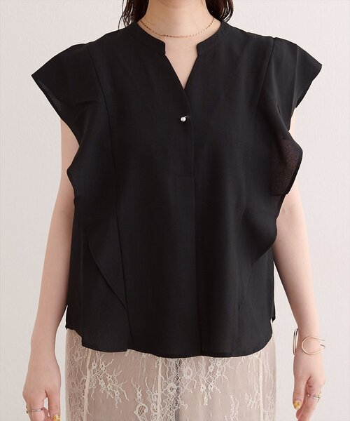 natural couture(ナチュラルクチュール)の「【sherbet line】UV接触冷感袖ラッフルスキッパーブラウス(シャツ/ブラウス・レディース・ブルー/ベージュ/ブラック/ネイビー・FREE)」の9枚目の写真