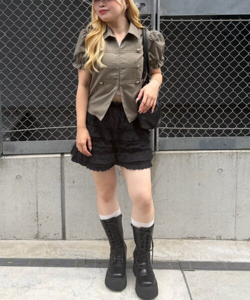 continuer de NICE CLAUP(コンティニューデナイスクラップ)の「ナポレオン風パフブラウス(シャツ/ブラウス・レディース・ブラック/チェック/カーキ・FREE)」の11枚目の写真