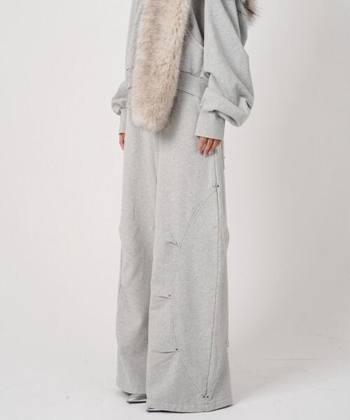 ROYAL FLASH（ロイヤルフラッシュ）の「MITSUKI/ミツキ/EYELET TUCK SWEAT PANTS（スウェットパンツ・レディース・ブラック/グレー・S/M）」の16枚目の写真