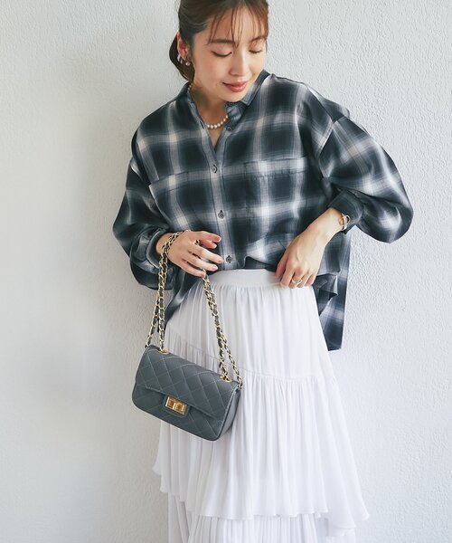 La boutique BonBon(ラブティックボンボン)の「【大人っぽカジュアル】イージーロールアップチェックシャツ(シャツ/ブラウス・レディース・ブラック・FREE)」の21枚目の写真