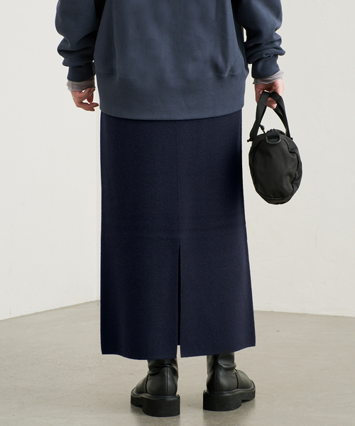 SLOBE IENA(スローブイエナ)の「《WEB限定カラーあり/シリーズあり/》ウォッシャブルスムースニットスカート(スカート・レディース・ブラック/チャコールグレー/ネイビー・FREE)」の14枚目の写真