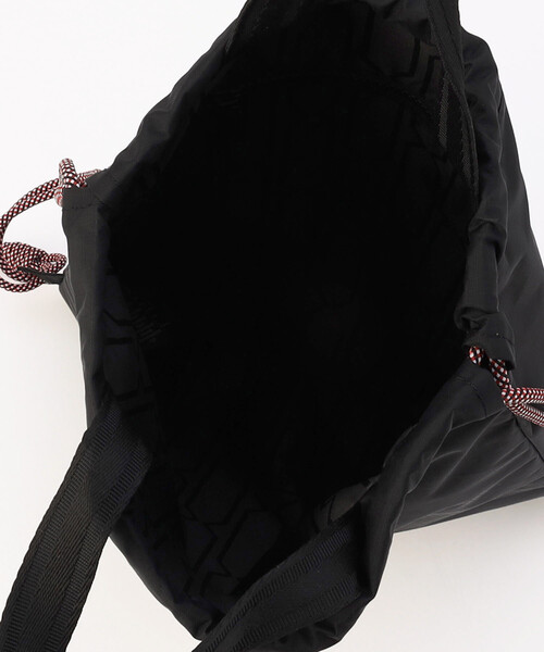 FREAK'S STORE(フリークスストア)の「HUNTER/ハンター 限定展開 TRAVEL DRAWSTRING BACKPACK TOTE ナップザック(ショルダーバッグ・メンズ・ホワイト/ブラック・ONE SIZE)」の9枚目の写真