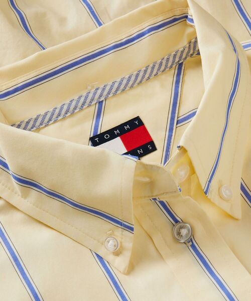 tommy jeans（トミー ジーンズ）の「オーバーサイズフィット クロップド丈ギャザー入りポプリンシャツ（シャツ/ブラウス・レディース・イエロー/ホワイト・X-SMALL/SMALL/MEDIUM）」の12枚目の写真