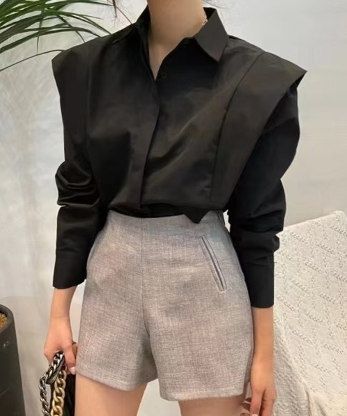 FLINEA(フリネア)の「レギュラーカラー長袖シャツ(シャツ/ブラウス・レディース・ホワイト/ブラック/ダークベージュ・FREE)」の10枚目の写真