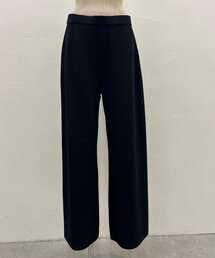 《UMARMUNG》センターラインワイドフィットパンツ